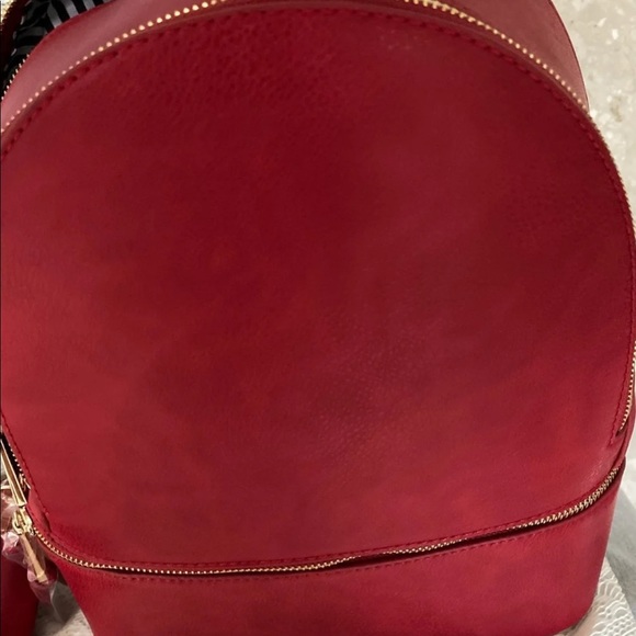 New backpack purse with matching wallet - Picture 4 of 5